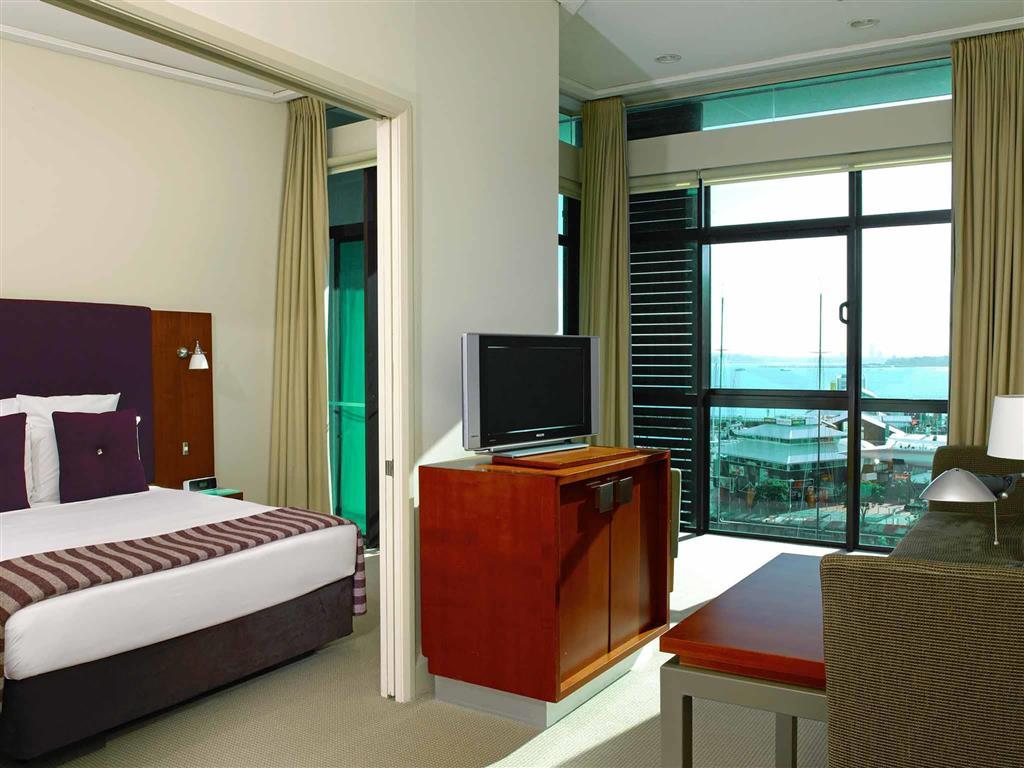 Hotel The Sebel Auckland Viaduct Harbour Extérieur photo