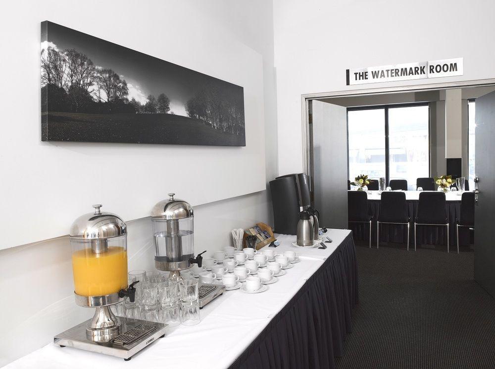 Hotel The Sebel Auckland Viaduct Harbour Extérieur photo