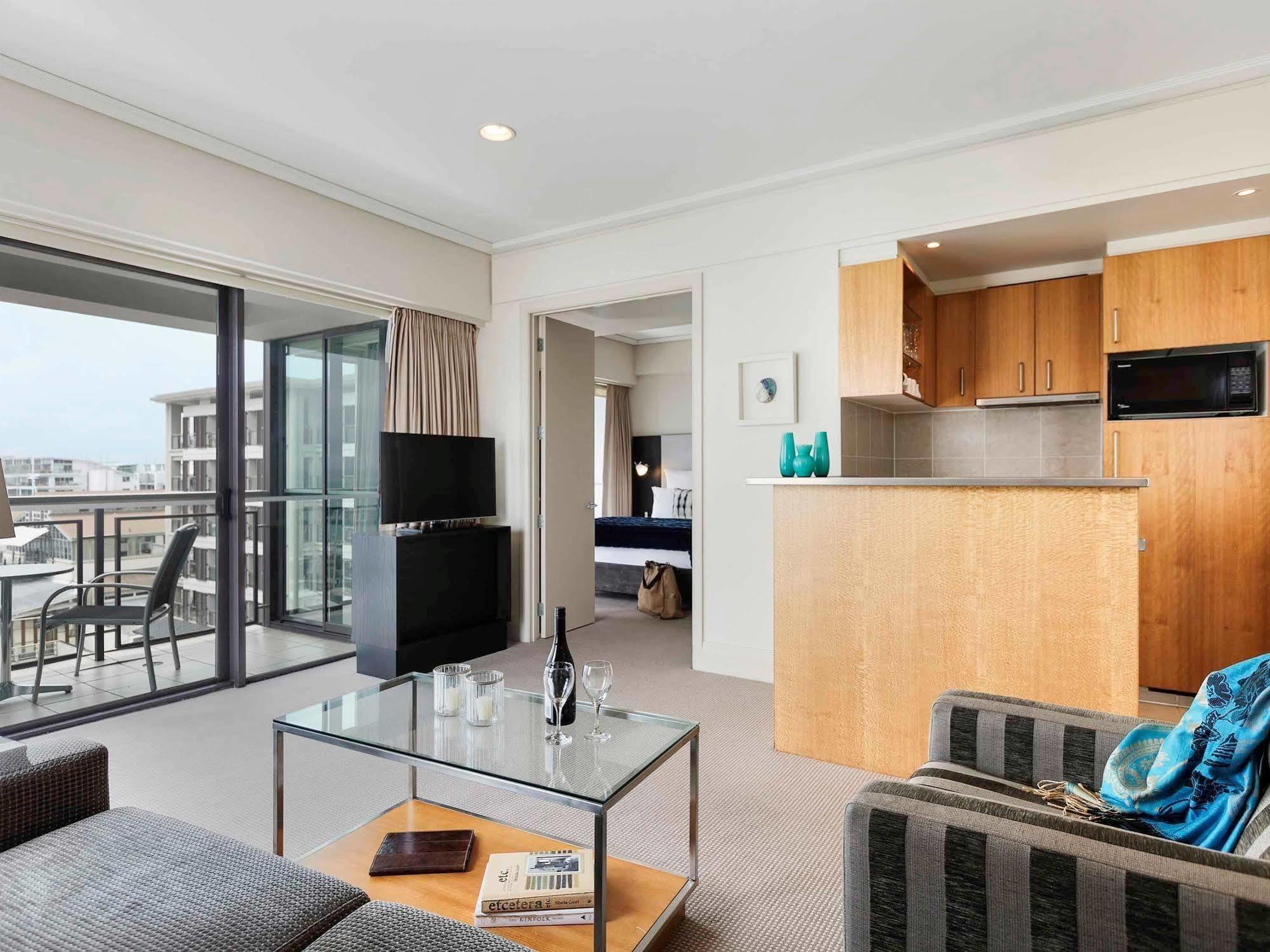 Hotel The Sebel Auckland Viaduct Harbour Extérieur photo